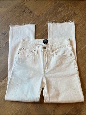 NEW J. Crew Women's Off-White Cropped Raw-Hem Jeans